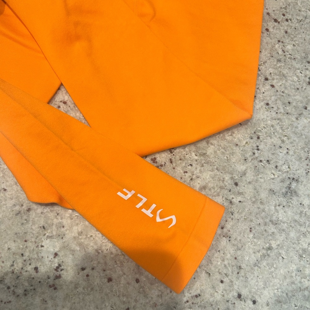 High-Waist Seamless Leggings in Bright Orange by TLF - Picture 3 of 4